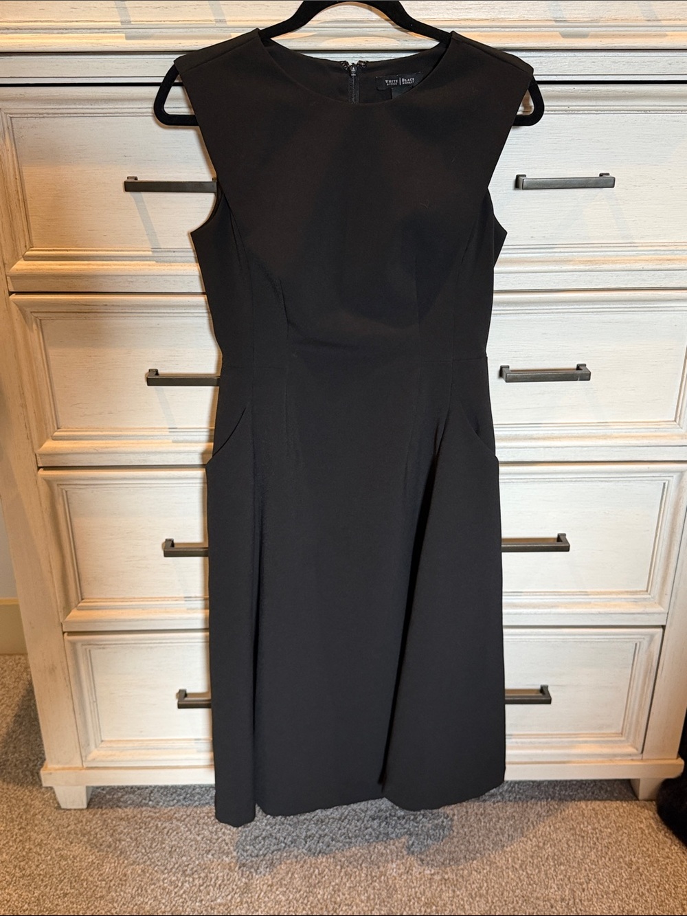 White House Black Marke Sleeveless Midi dress with pockets